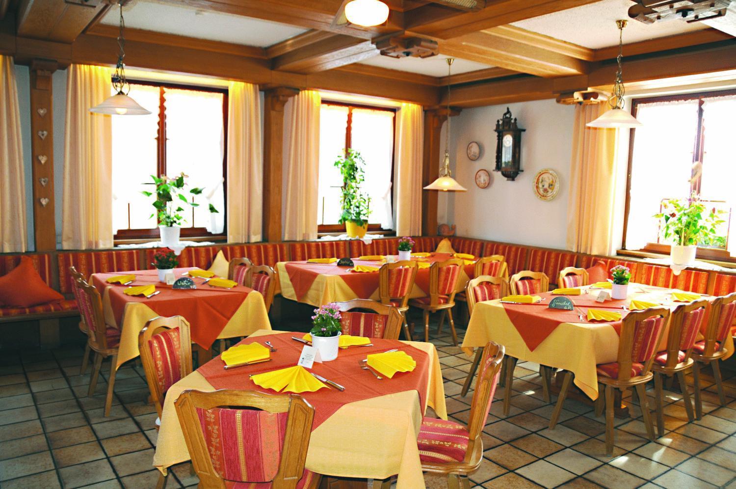 Hotel Schwarzes Ross Schwarzach am Main Εξωτερικό φωτογραφία