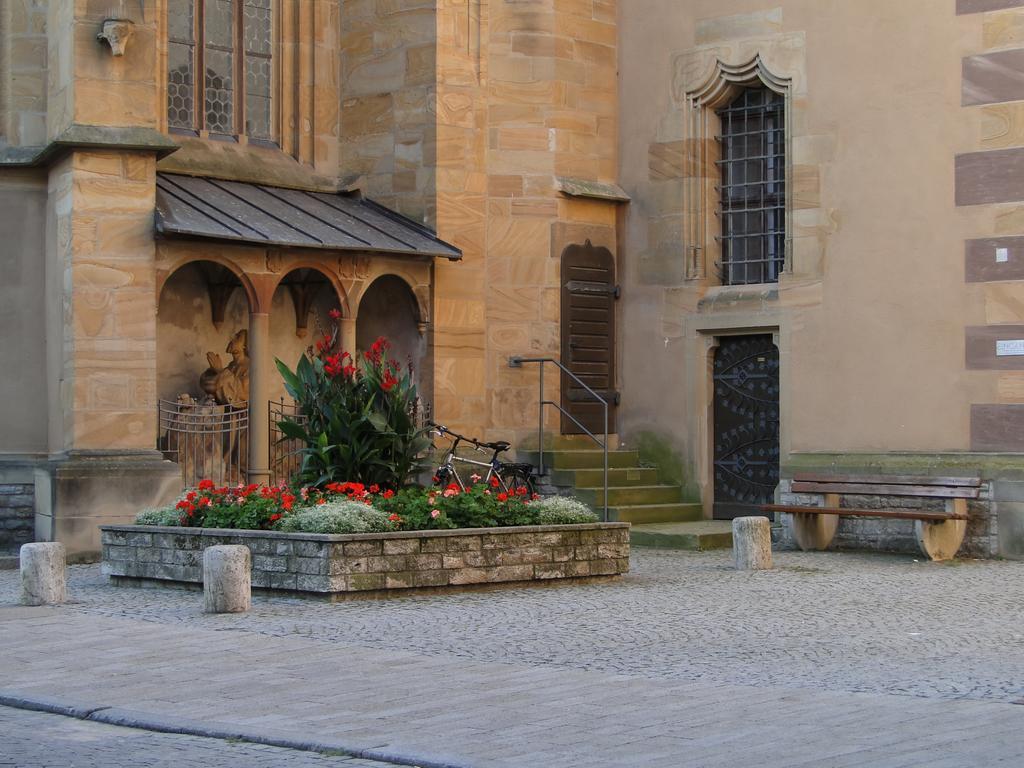Hotel Schwarzes Ross Schwarzach am Main Εξωτερικό φωτογραφία