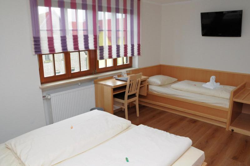 Hotel Schwarzes Ross Schwarzach am Main Εξωτερικό φωτογραφία